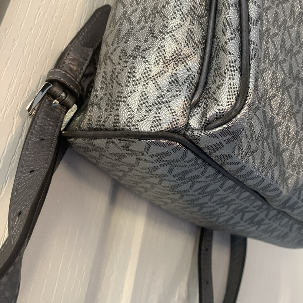Michael Kors Silver shimmer Monogram Backpack shiny zipper leather compartments - Picture 9 of 16